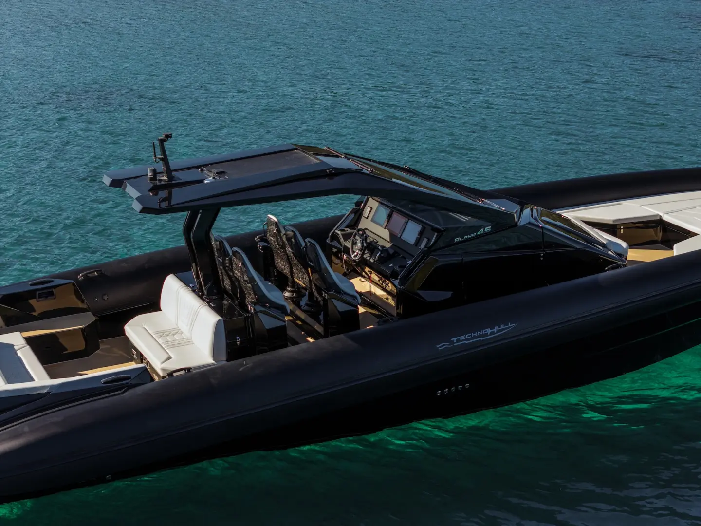 Sport ve day boat kullanımının mükemmel dengesi