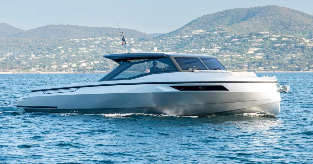 RAFİNE İTALYAN ÇİZGİSİ!